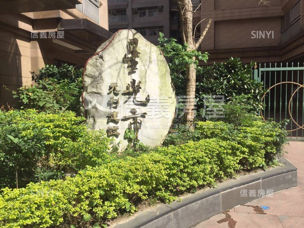 星光市三房露臺戶房屋室內格局與周邊環境