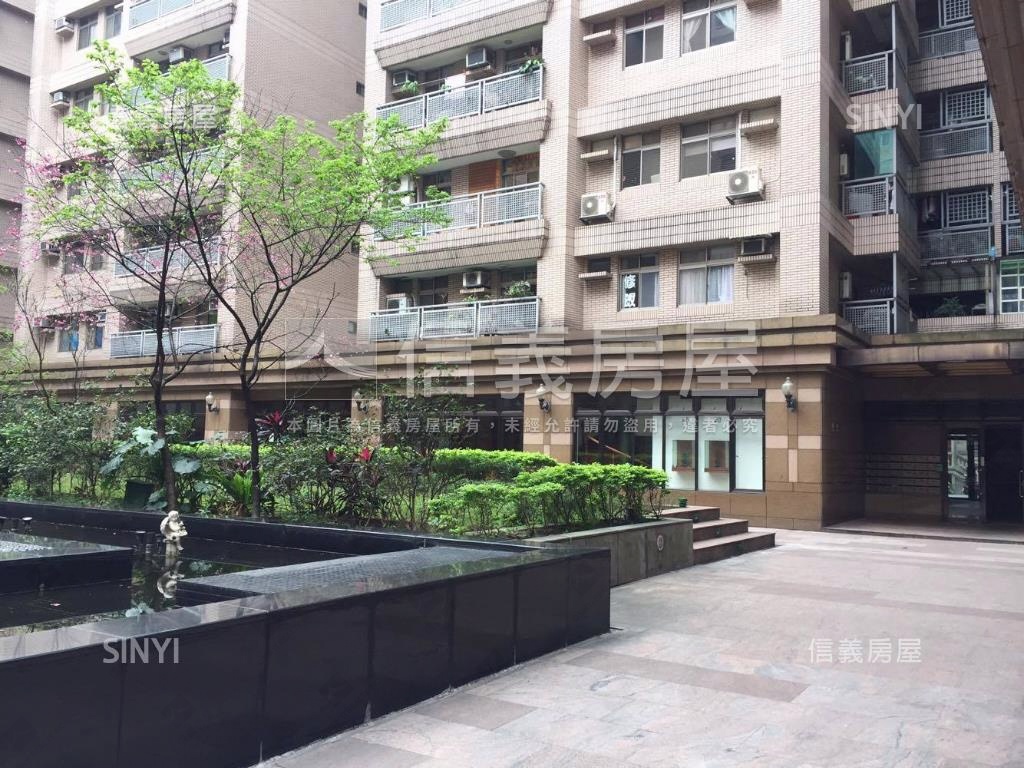 星光市三房露臺戶房屋室內格局與周邊環境