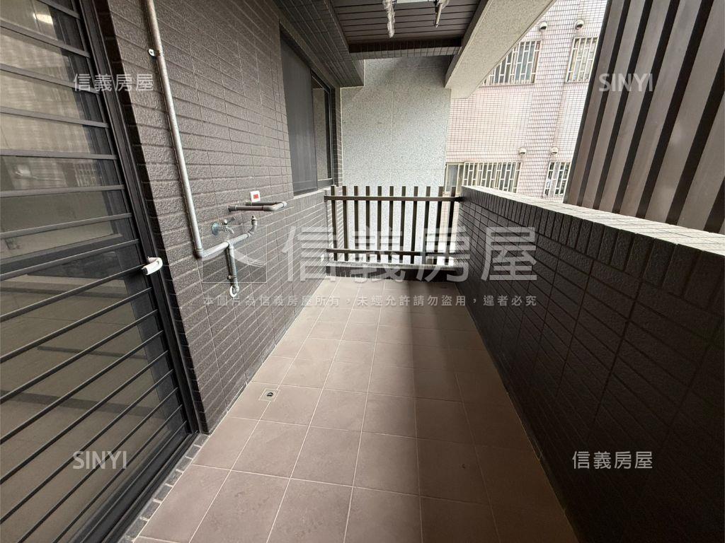 ｛稀有｝拾樓三房三面採光房屋室內格局與周邊環境