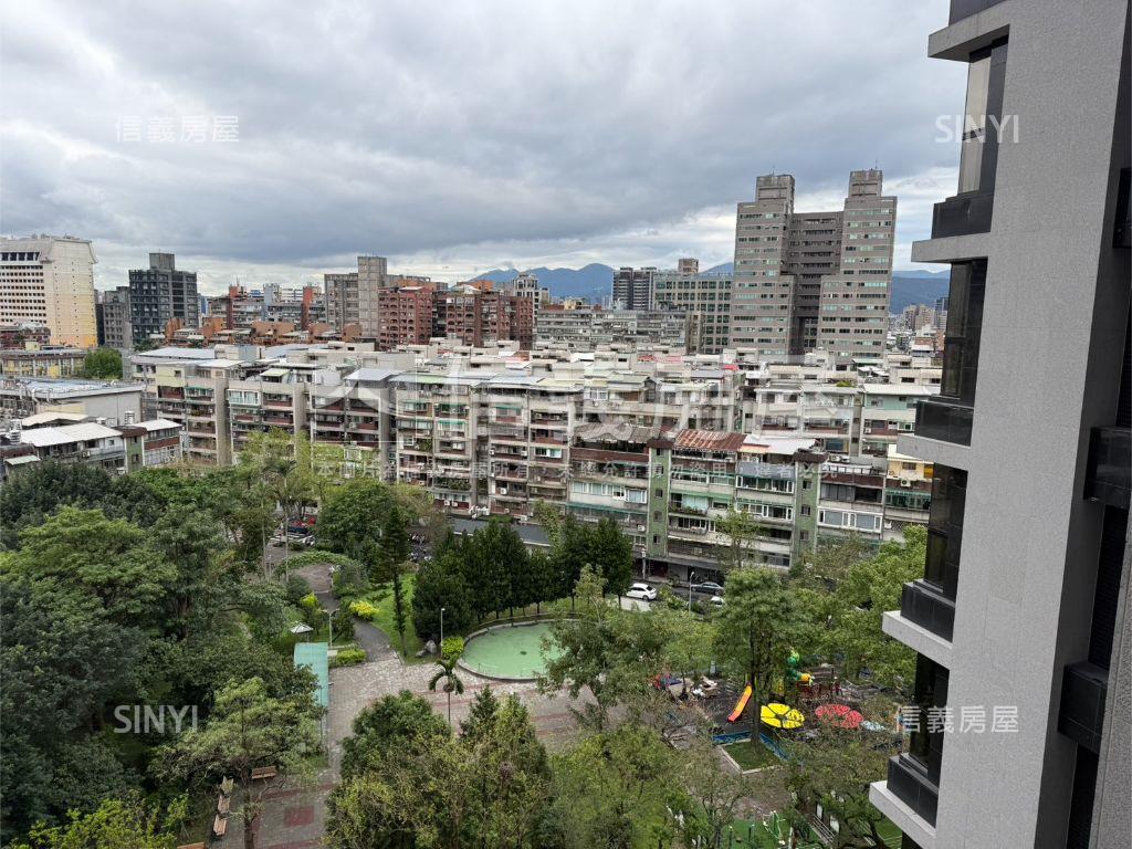 ｛稀有｝拾樓三房三面採光房屋室內格局與周邊環境