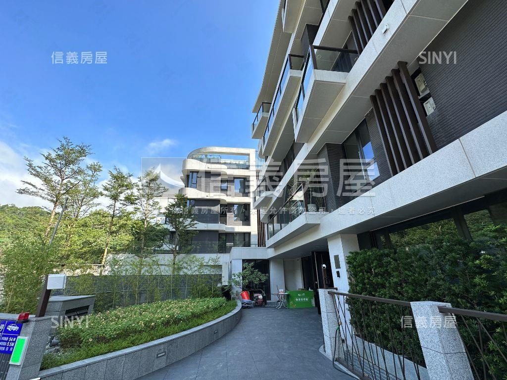 稻香路稀有庭園兩房車位房屋室內格局與周邊環境