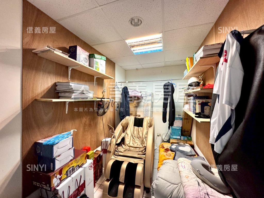 專簽５．５米面寬樓店車位房屋室內格局與周邊環境