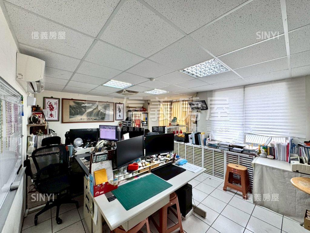 專簽５．５米面寬樓店車位房屋室內格局與周邊環境