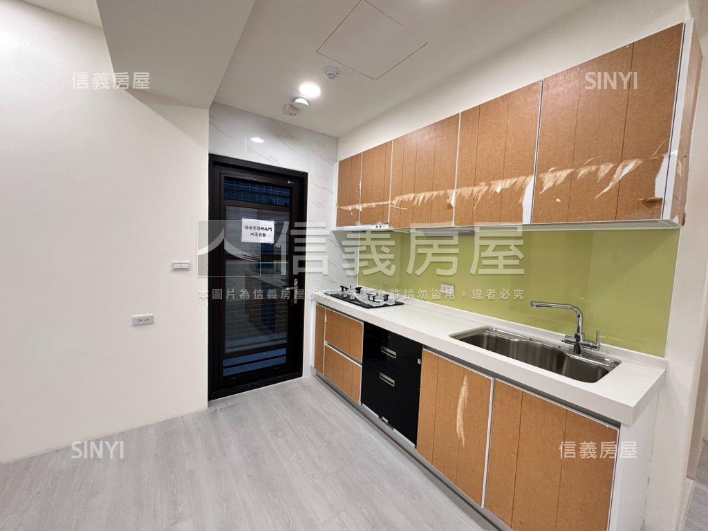 近好市多·輕屋齡三房車位房屋室內格局與周邊環境