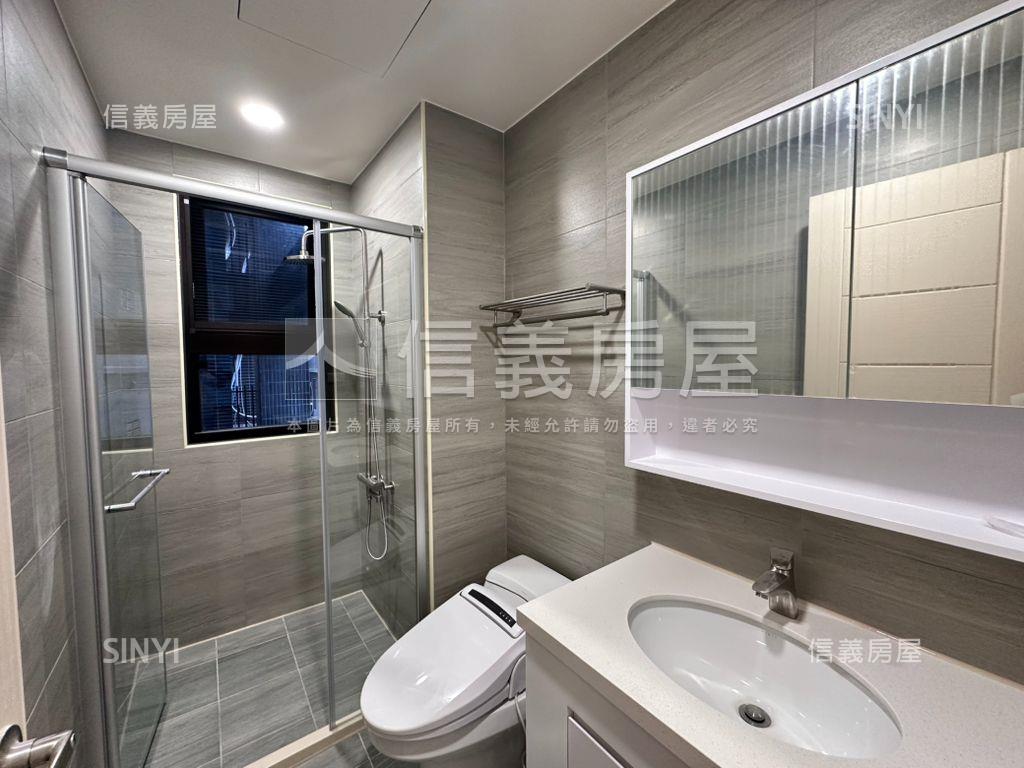 近好市多·輕屋齡三房車位房屋室內格局與周邊環境