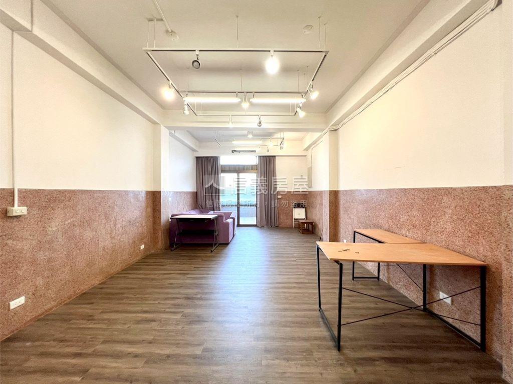 近健康路１５米路大透天房屋室內格局與周邊環境