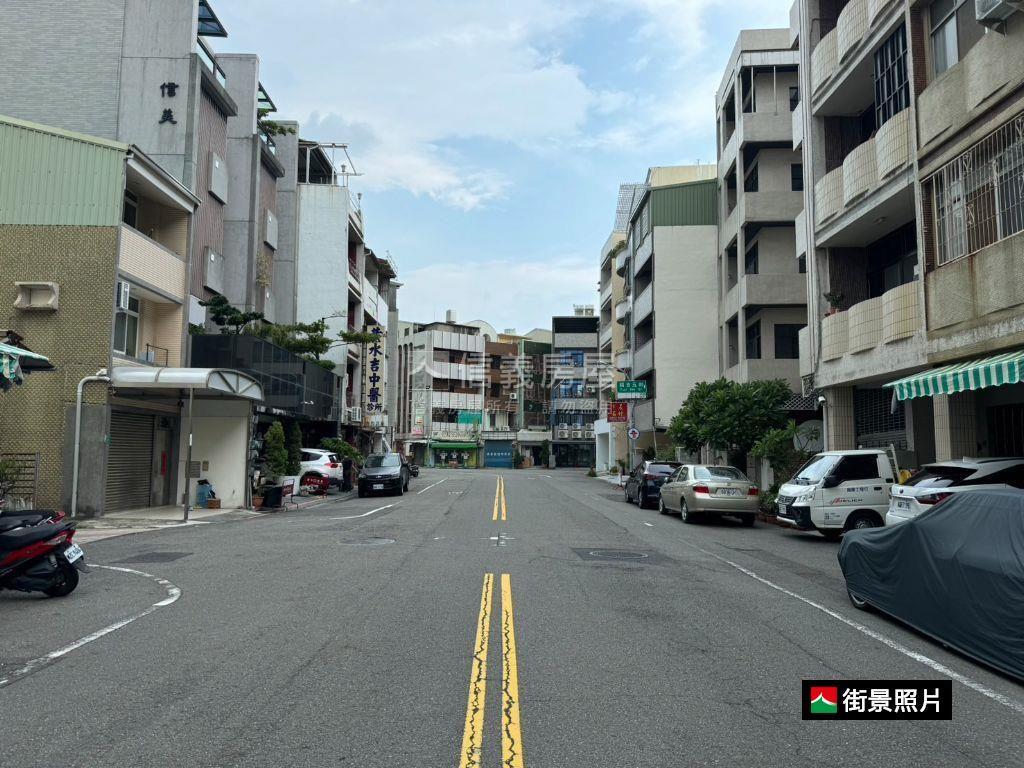 近健康路１５米路大透天房屋室內格局與周邊環境