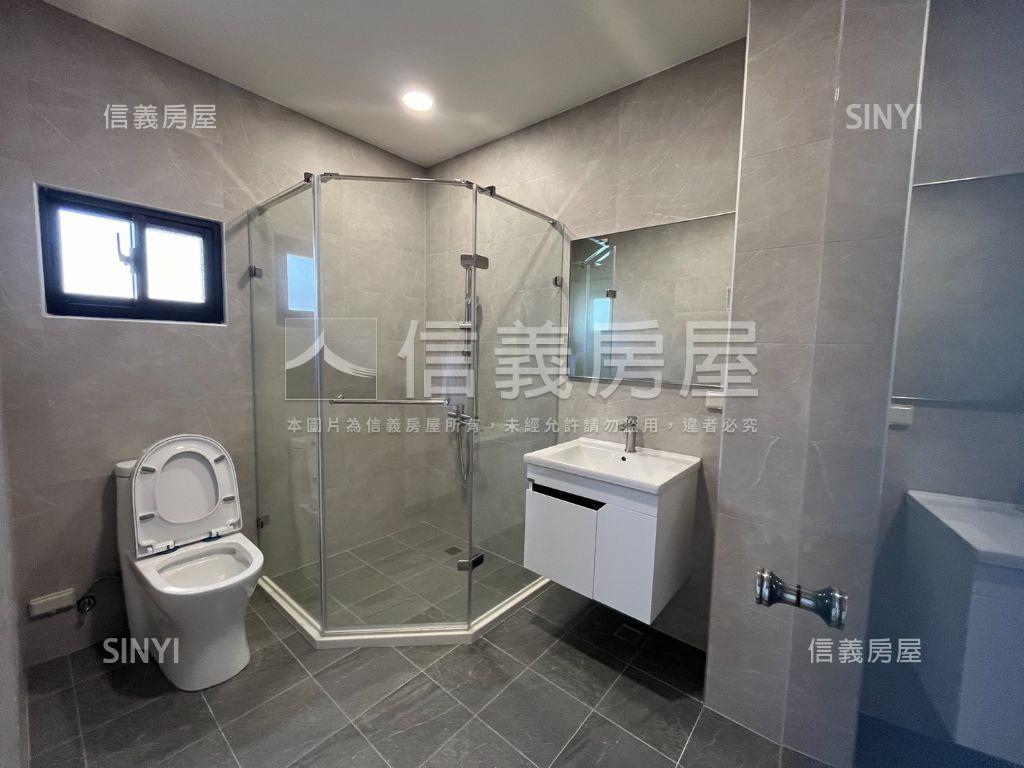 市中心大地坪整新別墅房屋室內格局與周邊環境