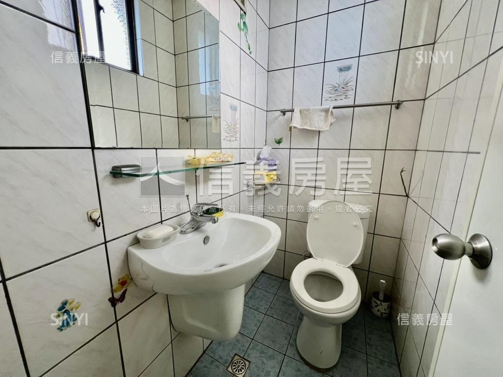 首購近未來捷運站三房房屋室內格局與周邊環境