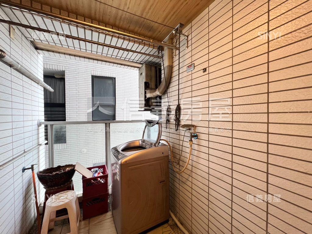 ＮｅｗＳｋｙ精美三房車位房屋室內格局與周邊環境