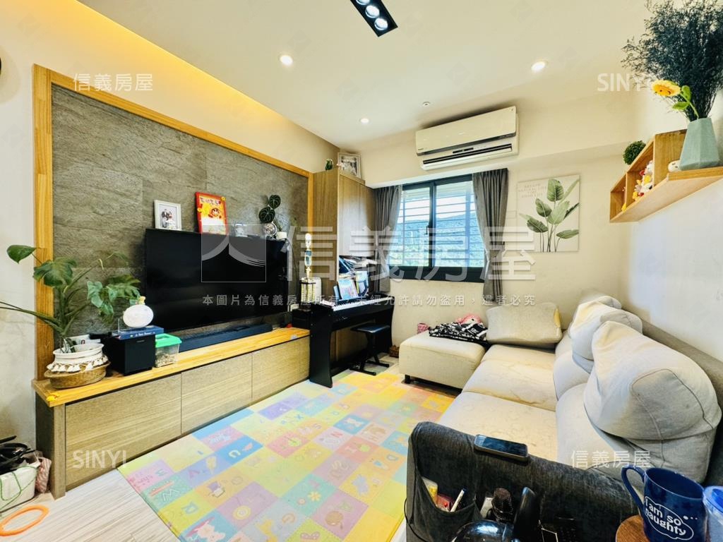 日出印象溫馨美妝２房房屋室內格局與周邊環境