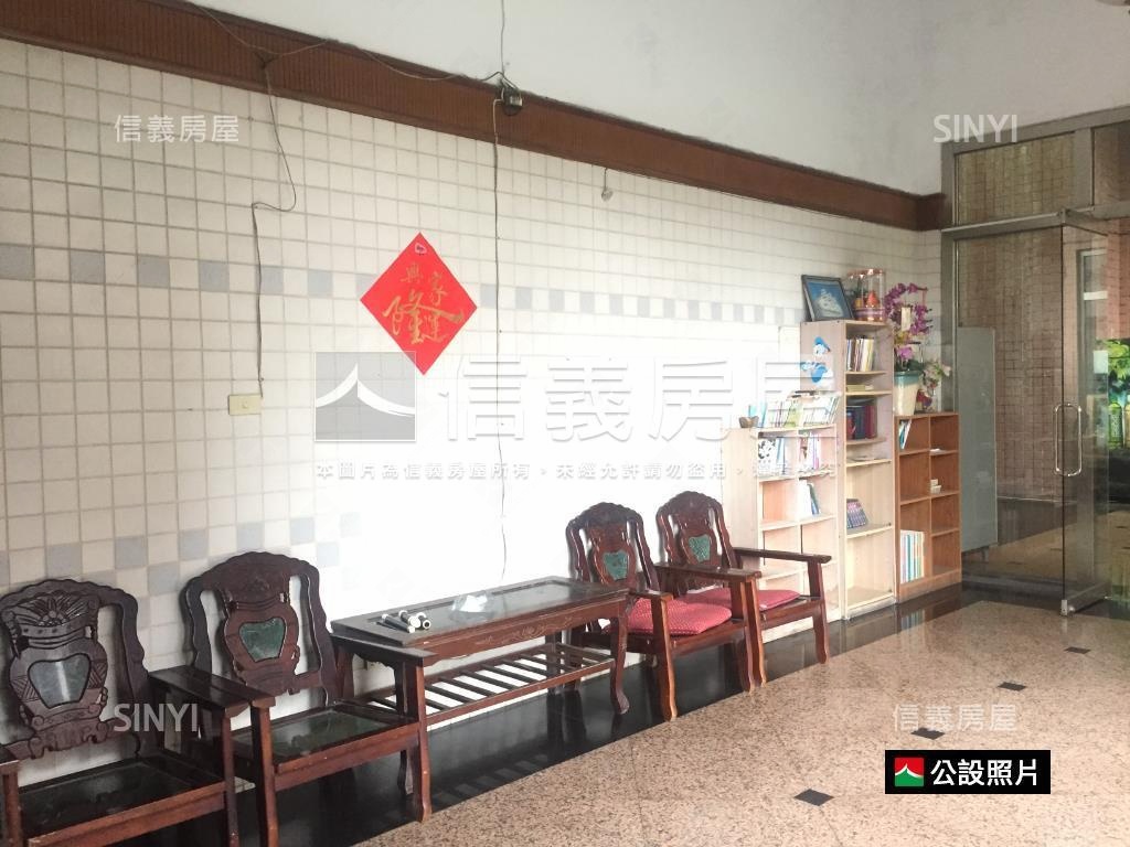 日出印象溫馨美妝２房房屋室內格局與周邊環境