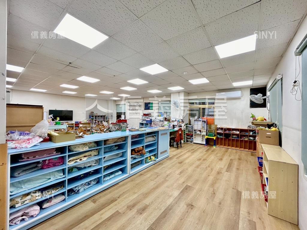 公乙大面寬店面稀有釋出房屋室內格局與周邊環境