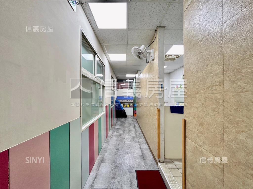 公乙大面寬店面稀有釋出房屋室內格局與周邊環境