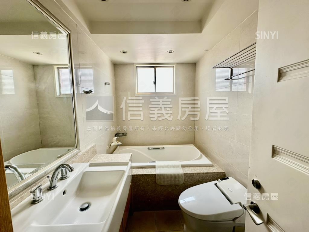 天母四房車有管理房屋室內格局與周邊環境