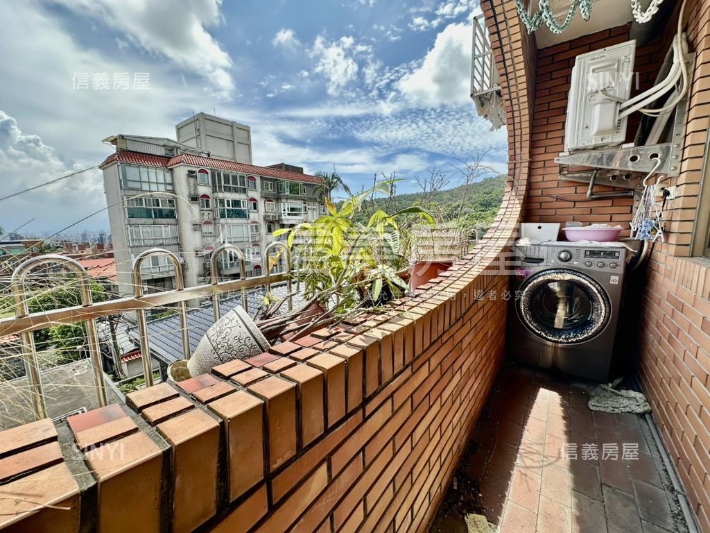 天母四房車有管理房屋室內格局與周邊環境