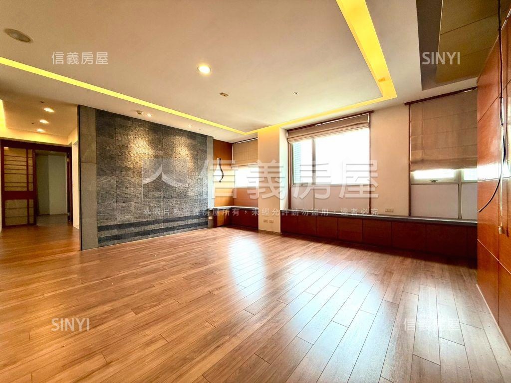 春天戀人頂級景觀露臺戶房屋室內格局與周邊環境