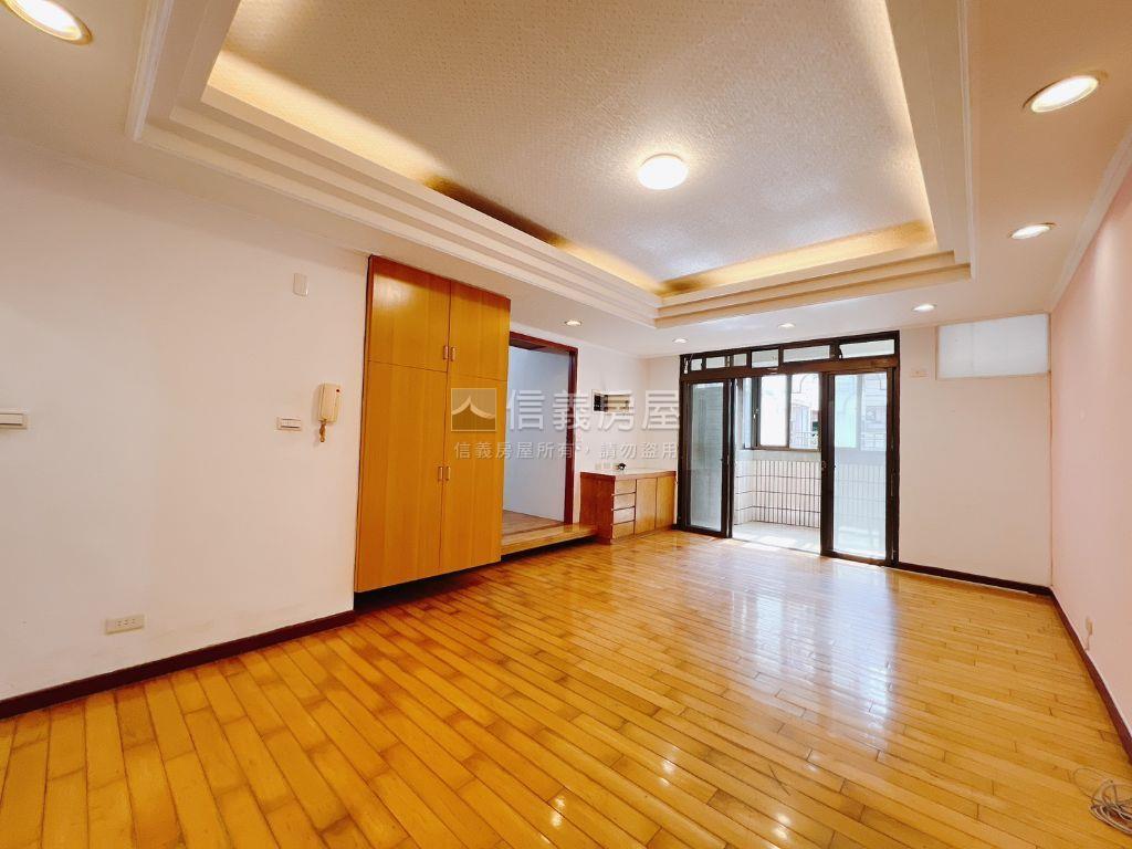 惠宇三房園道旁房屋室內格局與周邊環境
