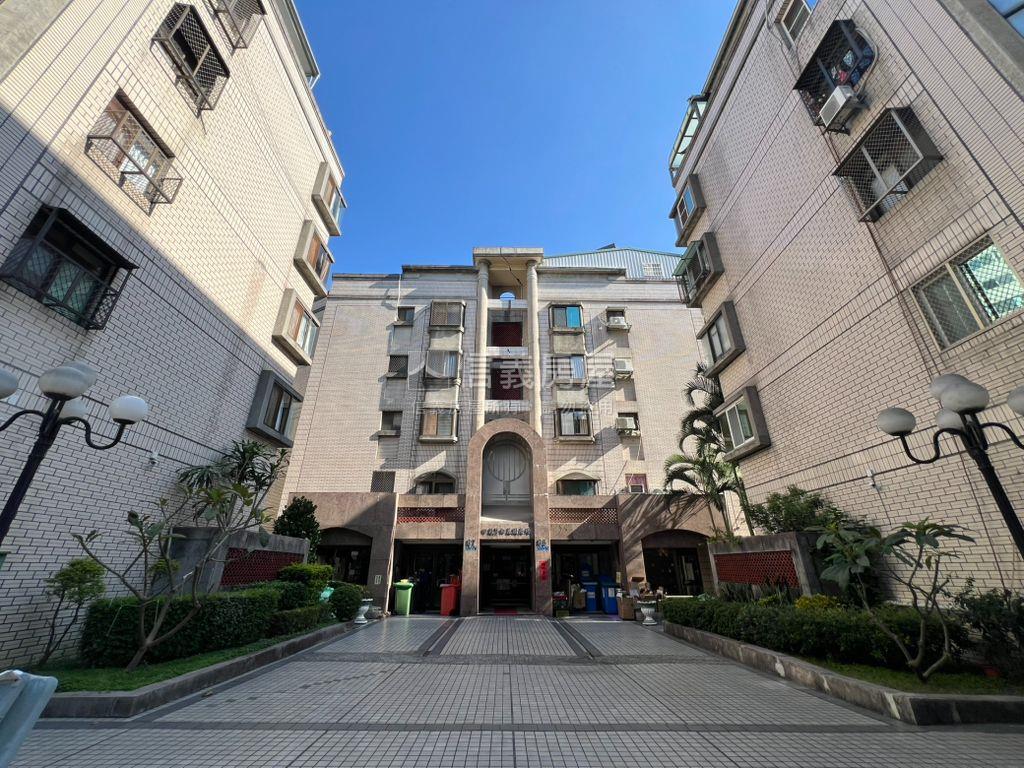 惠宇三房園道旁房屋室內格局與周邊環境