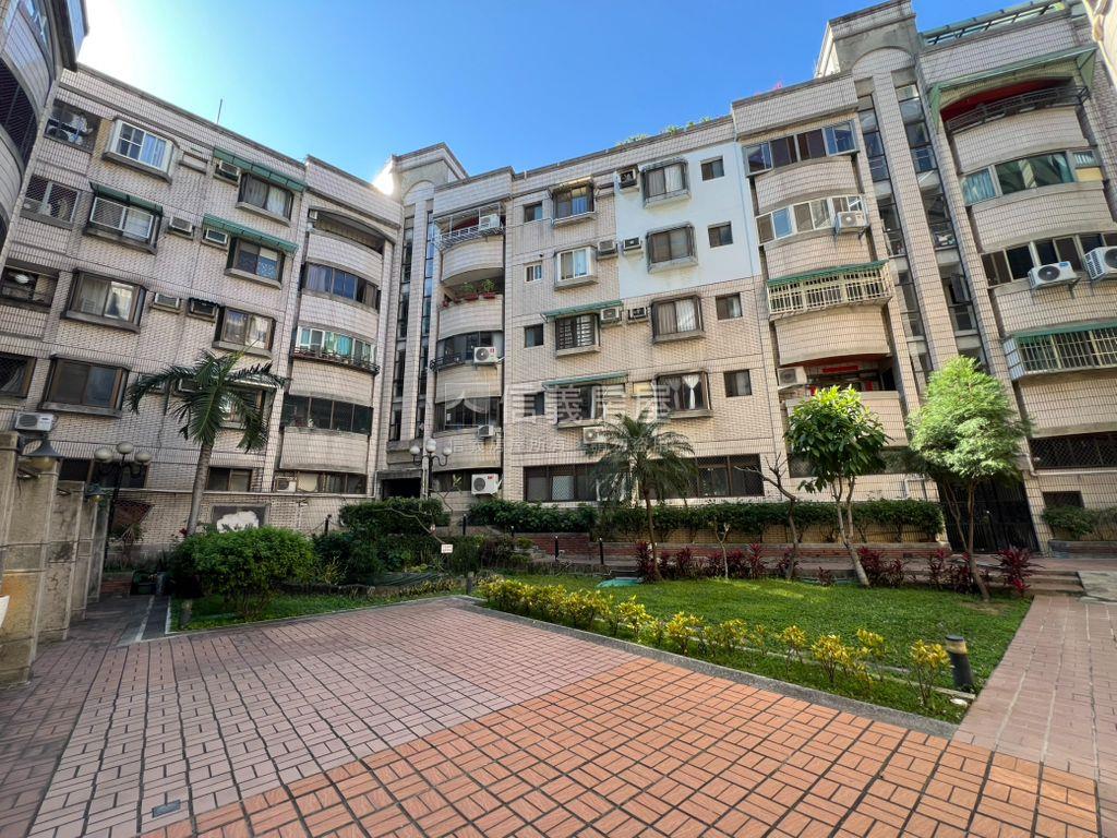 惠宇三房園道旁房屋室內格局與周邊環境