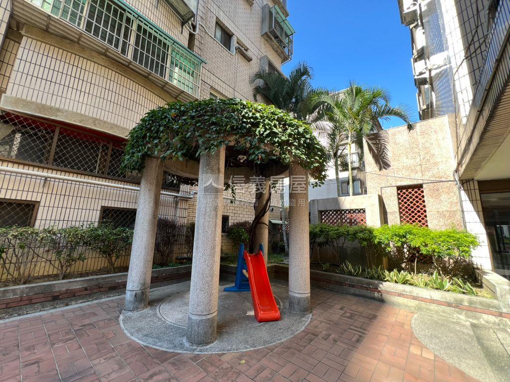 惠宇三房園道旁房屋室內格局與周邊環境