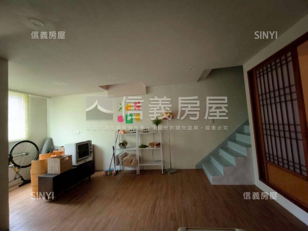 獅子林８米路美透天房屋室內格局與周邊環境