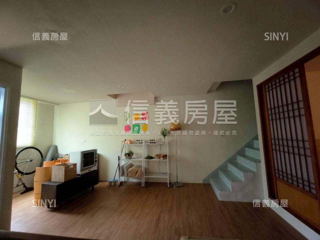獅子林８米路美透天房屋室內格局與周邊環境