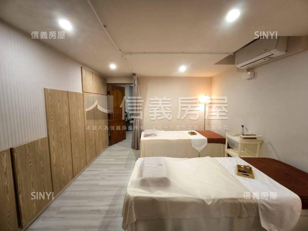 獅子林８米路美透天房屋室內格局與周邊環境