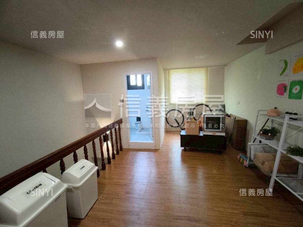 獅子林８米路美透天房屋室內格局與周邊環境