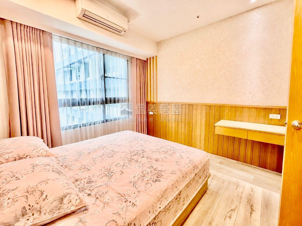 永龍Ｉ輕奢木質兩房房屋室內格局與周邊環境
