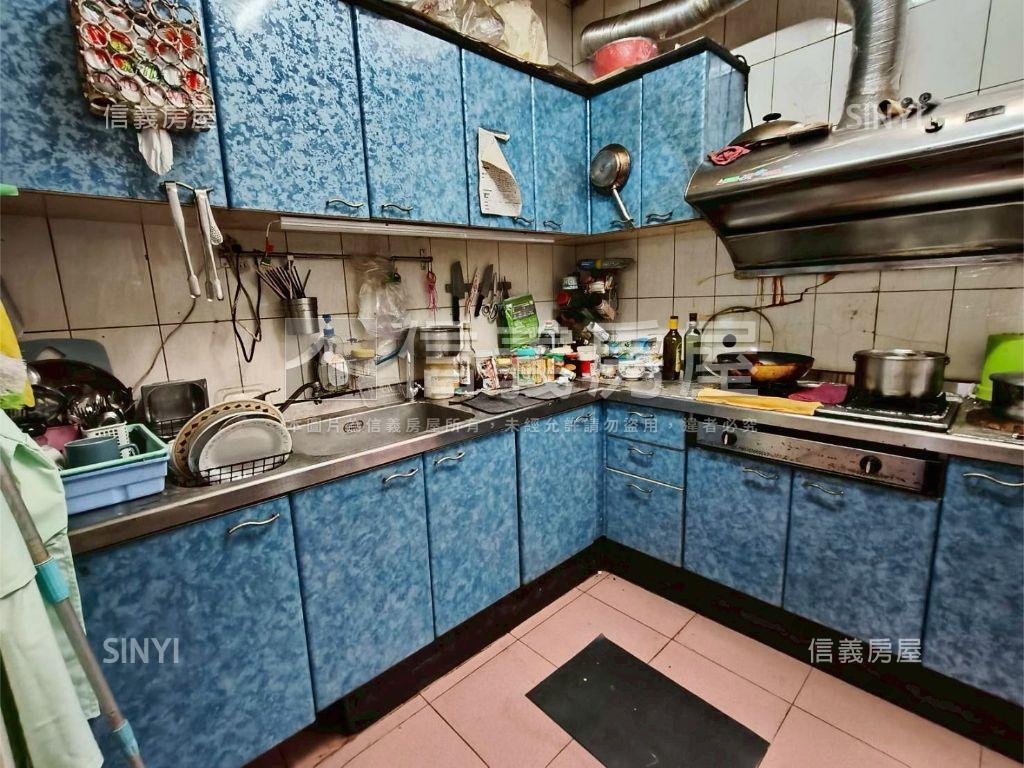 水湳大德國中旁一二樓店住房屋室內格局與周邊環境