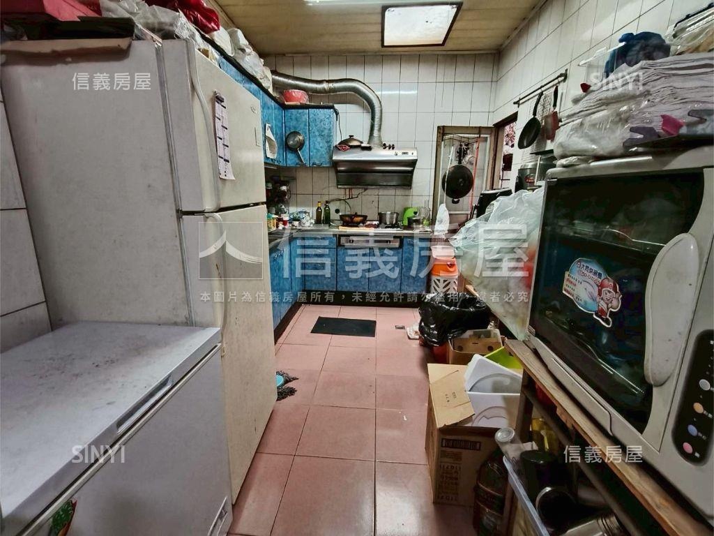 水湳大德國中旁一二樓店住房屋室內格局與周邊環境
