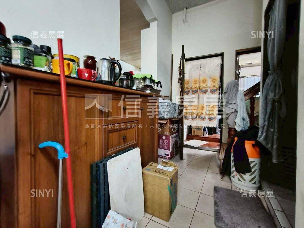 水湳大德國中旁一二樓店住房屋室內格局與周邊環境