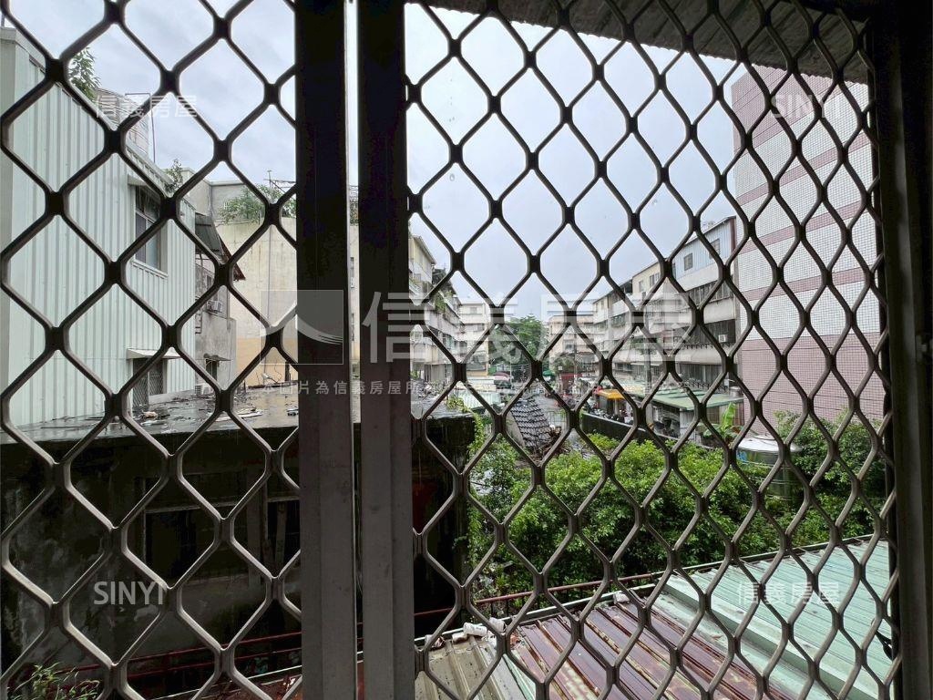 水湳大德國中旁一二樓店住房屋室內格局與周邊環境