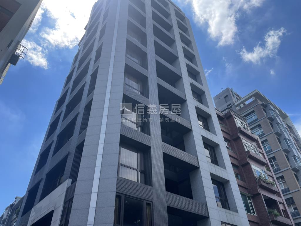 【精選】公園旁管理名廈房屋室內格局與周邊環境