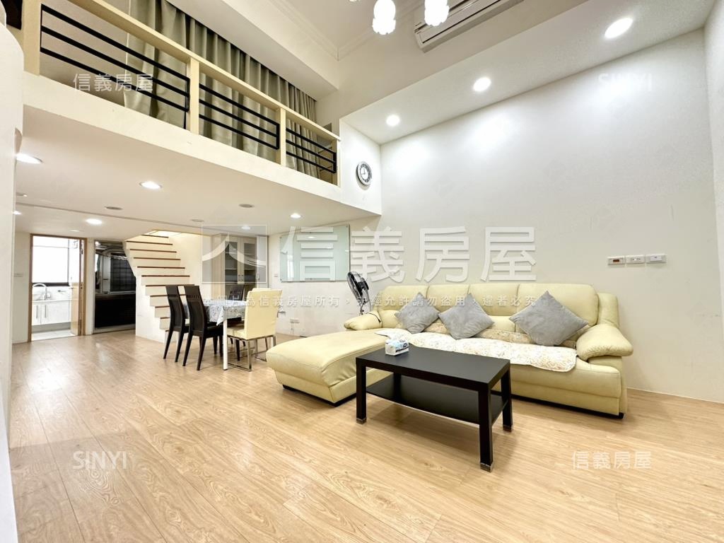 美妝挑高永安ＭＲＴ房屋室內格局與周邊環境