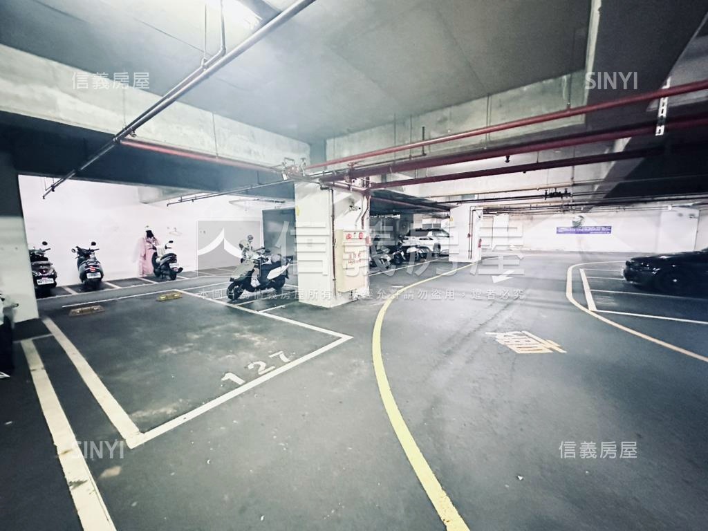 元氣大鎮Ｇ棟高樓平面車位房屋室內格局與周邊環境