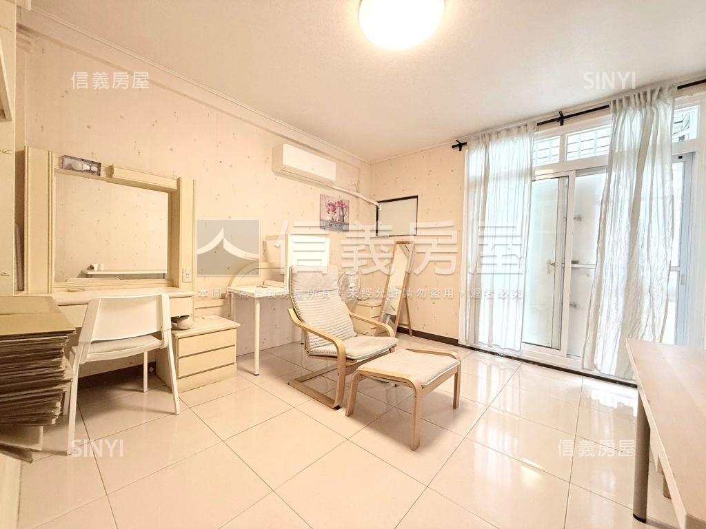 金鼎路旁活巷透天房屋室內格局與周邊環境