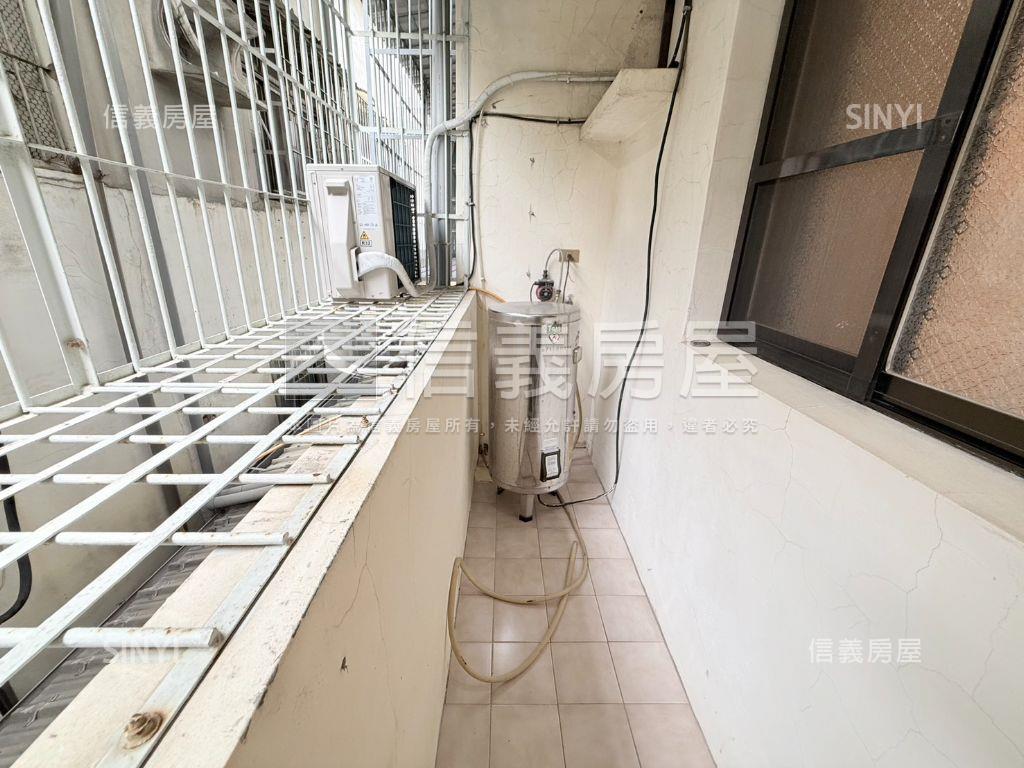 金鼎路旁活巷透天房屋室內格局與周邊環境