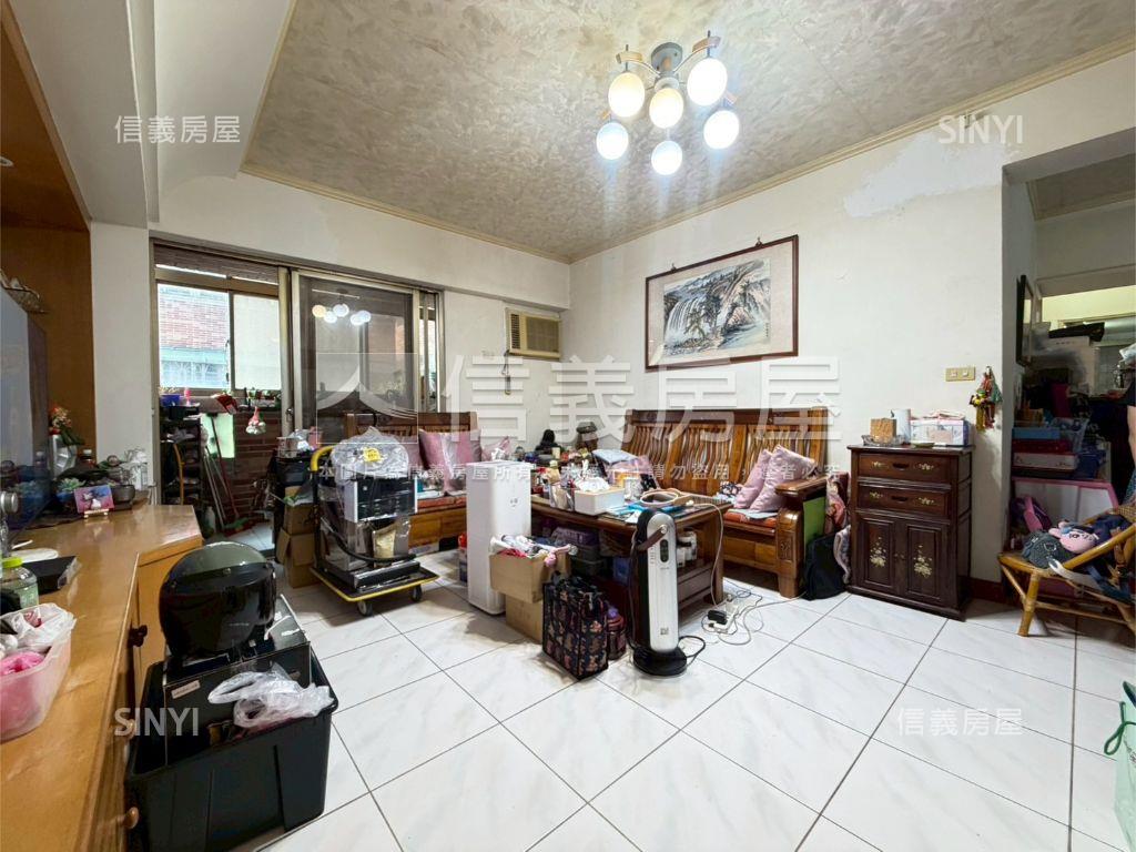 珍愛金城。大三房有車位房屋室內格局與周邊環境
