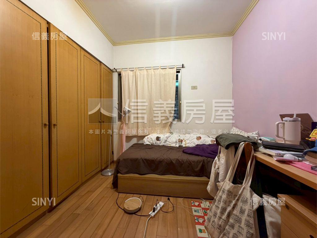 珍愛金城。大三房有車位房屋室內格局與周邊環境