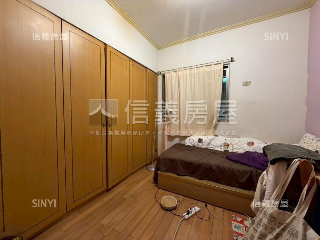 珍愛金城。大三房有車位房屋室內格局與周邊環境