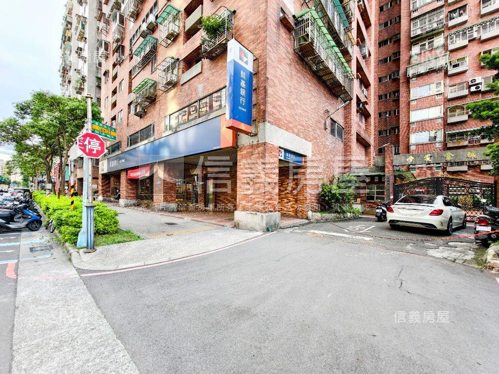 珍愛金城。大三房有車位房屋室內格局與周邊環境