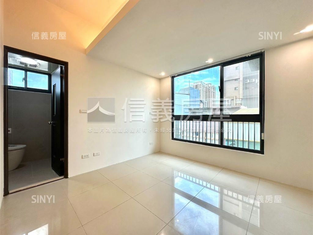 近大遠百兩房有車位房屋室內格局與周邊環境