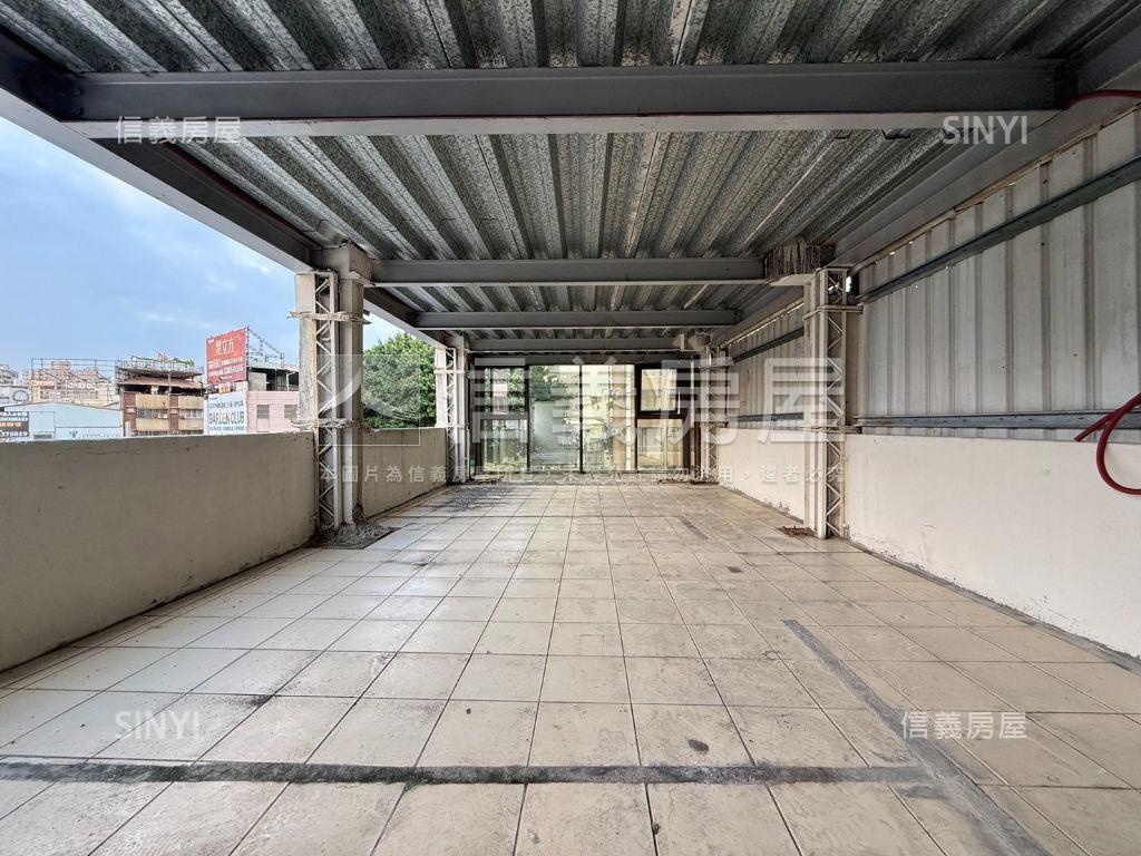進化路黃金店面房屋室內格局與周邊環境