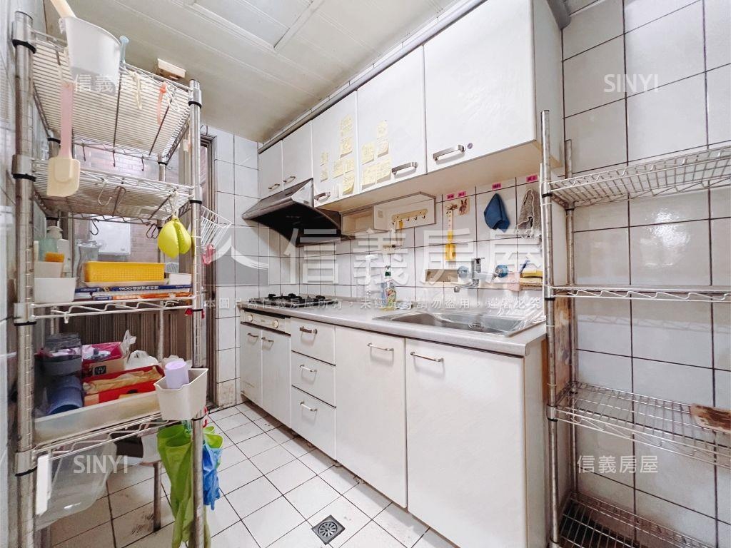 【泰隆市】兩房釋出房屋室內格局與周邊環境