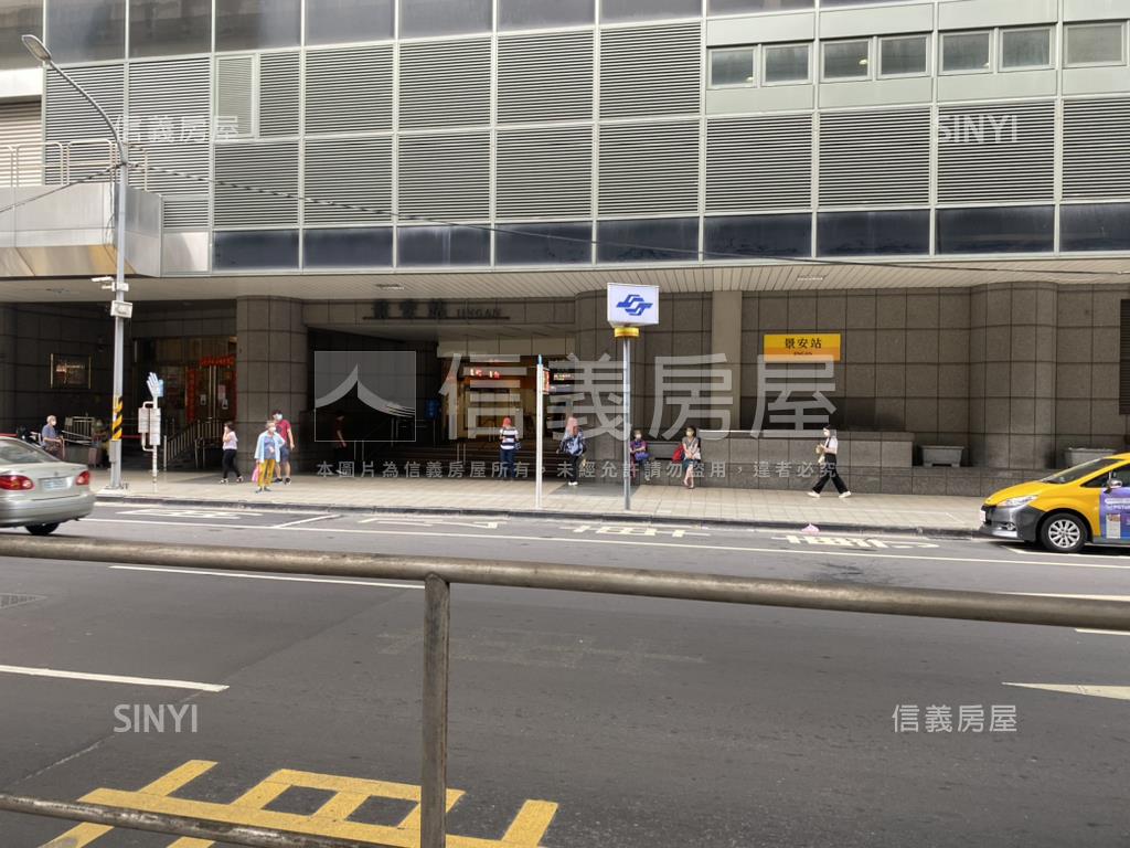 歐洲景安捷運電梯大兩房房屋室內格局與周邊環境
