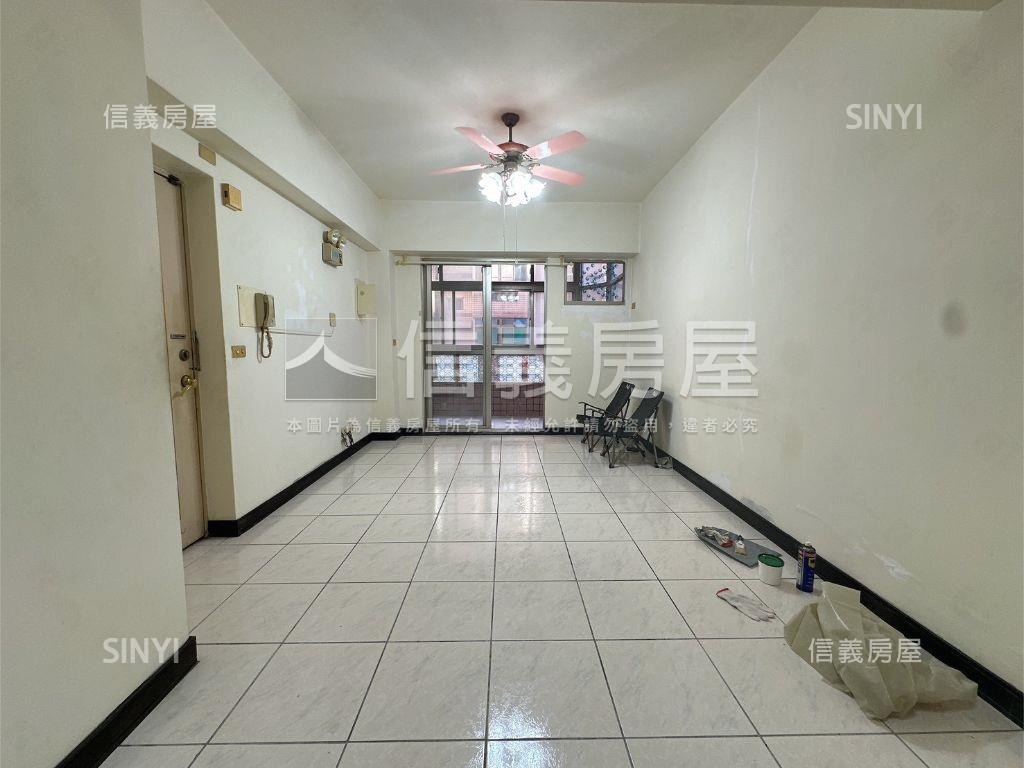 冠倫台北三房平面車位房屋室內格局與周邊環境