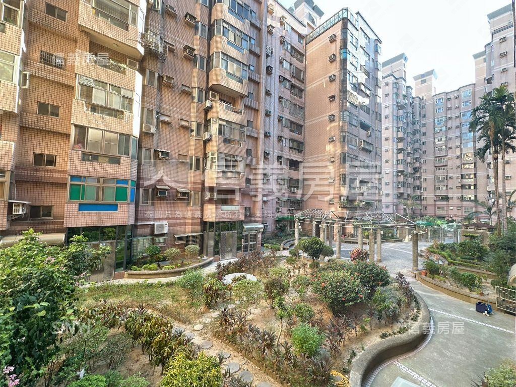 冠倫台北三房平面車位房屋室內格局與周邊環境