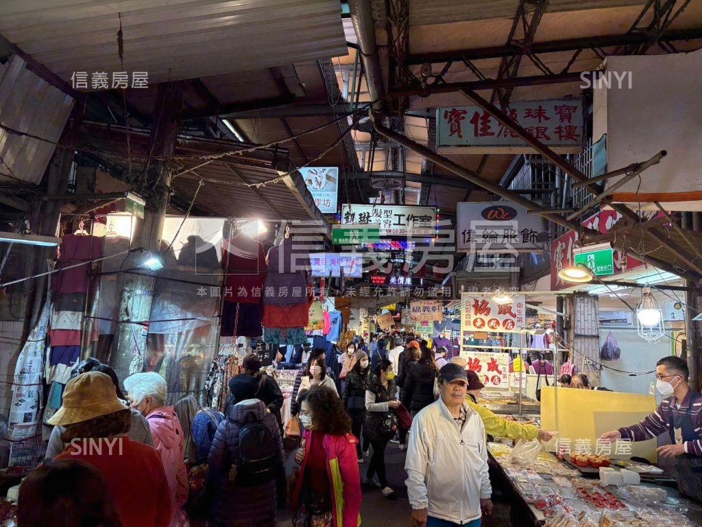 華榮市場收租金店面房屋室內格局與周邊環境